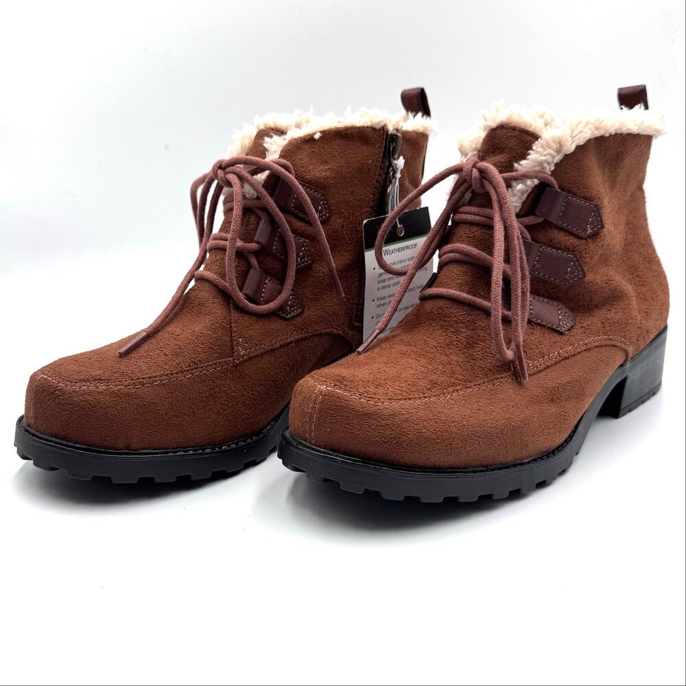 Trotters Snowflakes 3 Winter Boots Womens Size 7 WW Extra Wide Brown Faux Suede